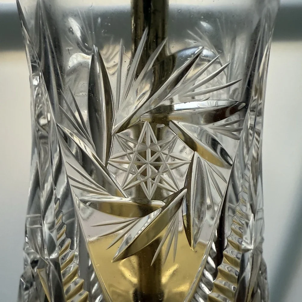 Vintage Cut Crystal Accent Lamp with Brass Base – Hobstar‎ & Fern Spray Design –